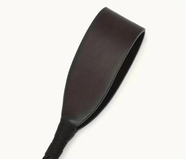 Bičík se zlatou rukojetí 45cm