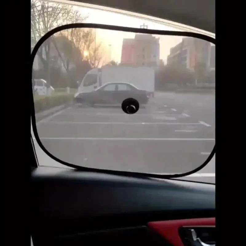 Clony na boční okna u auta